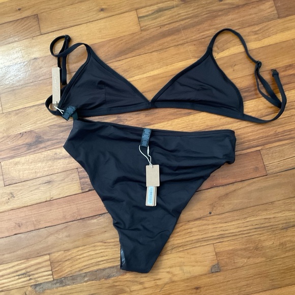 Skims bikini set large - Picture 2 of 5